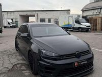 Usata VW Golf VII R 300 CV (220 kW) 2018