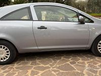 Usata Opel Corsa 75 CV (55 kW) 2008 Utilitaria