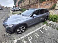 Usata Volvo V60 CC Business Edition 197 CV (144 kW) 2021 Grigio Station wagon
