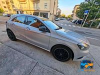 Usata Mercedes A180 109 CV (80 kW) 2015 Argento Berlina