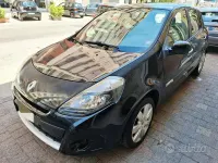 Usata Renault Clio 85 CV (62 kW) 2011 Nero Monovolume