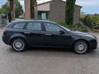 Usata Alfa Romeo 159 Distinctive 120 CV (88 kW) 2007 Nero Station wagon