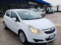 Occasion Opel Corsa 75 ch (55 kW) 2009 Blanc Citadine