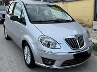 Usata Lancia Musa Gold 95 CV (69 kW) 2013 Grigio Monovolume