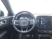 Usata Volvo XC40 R-Design 163 CV (119 kW) 2020 Blu SUV