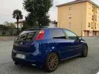 Usata Fiat Punto 90 CV (66 kW) 2005 Blu Utilitaria