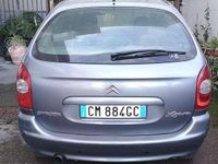 Usata Citroën Xsara Picasso Exclusive 90 CV (66 kW) 2004 Grigio Monovolume