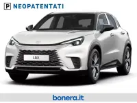 Nuova Lexus LBX 136 CV (100 kW) 2026 Bianco SUV
