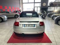 Usata Audi TT Roadster Ambiente 179 CV (131 kW) 2002 Grigio Cabrio