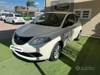 Usata Lancia Ypsilon S 69 CV (50 kW) 2014 Bianco Utilitaria