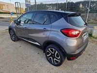 Usata Renault Captur 90 CV (66 kW) 2017 Grigio SUV
