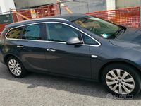 Usata Opel Astra Cosmo 130 CV (95 kW) 2012 Station wagon