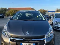Usata Peugeot 208 Allure 75 CV (55 kW) 2016 Grigio Utilitaria