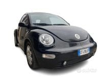 Usata VW New Beetle 101 CV (74 kW) 2003 Nero Utilitaria