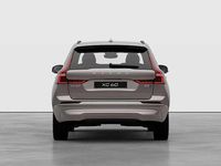 Nuova Volvo XC60 Core 250 CV (183 kW) 2026 Argento SUV