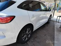 Usata Ford Kuga 120 CV (88 kW) 2020 SUV