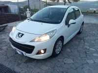 Usata Peugeot 207 73 CV (53 kW) 2013 Berlina