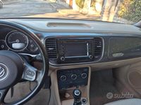 Usata VW Beetle Cabriolet 2015 Grigio Cabrio