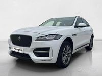 Begagnad Jaguar F-Pace Prestige 180 HK (132 kW) 2016 Vit SUV