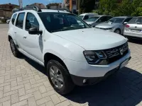 Usata Dacia Duster Lauréate 109 CV (80 kW) 2014 Bianco SUV