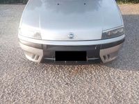 Usata Fiat Punto 80 CV (58 kW) 2001 Argento Utilitaria