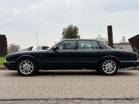 Usata Jaguar XJ8 Executive 237 CV (174 kW) 1998 Verde Berlina
