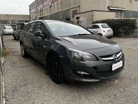 Usata Opel Astra Cosmo 110 CV (80 kW) 2014 Grigio scuro Station wagon