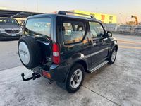Usata Suzuki Jimny 86 CV (63 kW) 2012 Nero SUV