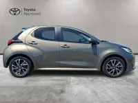 Usata Toyota Yaris Hybrid Trend 92 CV (67 kW) 2022 Grigio Berlina