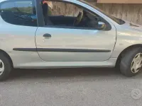 Usata Peugeot 206 60 CV (44 kW) 2002 Berlina