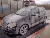 Usata VW Polo Comfortline 80 CV (58 kW) 2005 Grigio Utilitaria