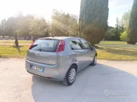Usata Fiat Grande Punto 70 CV (51 kW) 2008 Grigio Utilitaria