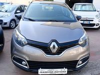Usata Renault Captur Life 90 CV (66 kW) 2016 Grigio SUV