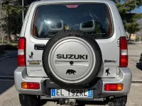 Usata Suzuki Jimny 85 CV (62 kW) 2012 Grigio SUV