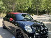 Begagnad Mini Cooper SD 170 HK (125 kW) 2015 Svart Halvkombi