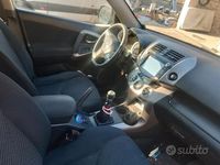 Usata Toyota RAV4 136 CV (100 kW) 2007 Grigio SUV