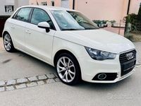 Usata Audi A1 Attraction 86 CV (63 kW) 2012 Bianco Utilitaria