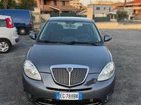 Usata Lancia Ypsilon 69 CV (50 kW) 2012 Marrone Utilitaria