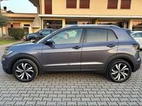 Usata VW T-Cross Advance 110 CV (80 kW) 2022 Grigio medio metallizzato SUV