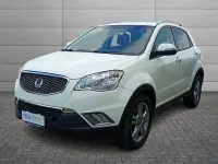 Usata SsangYong Korando 175 CV (128 kW) 2012 Giallo SUV