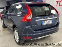 Usata Volvo XC60 Summum 181 CV (133 kW) 2017 Blu/azzurro SUV