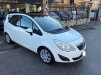 Usata Opel Meriva 101 CV (74 kW) 2011 Bianco Monovolume