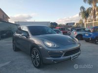 Usata Porsche Cayenne 245 CV (180 kW) 2012 Grigio SUV