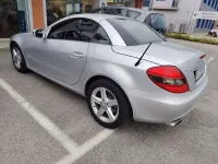 Usata Mercedes SLK200 184 CV (135 kW) 2009 Argento Cabrio