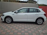 Usata VW Polo R-line 89 CV (65 kW) 2019 Bianco Utilitaria