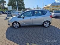 Usata Opel Meriva Cosmo 101 CV (74 kW) 2014 Argento Monovolume