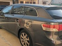 Usata Toyota Avensis 150 CV (110 kW) 2009 Grigio Station wagon