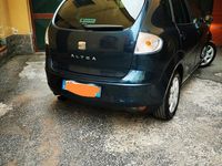 Usata Seat Altea 105 CV (77 kW) 2005 Blu Monovolume