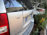 Usata Kia Carnival 185 CV (136 kW) 2008 Grigio Monovolume