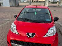 Usata Peugeot 107 68 CV (50 kW) 2010 Rosso Utilitaria